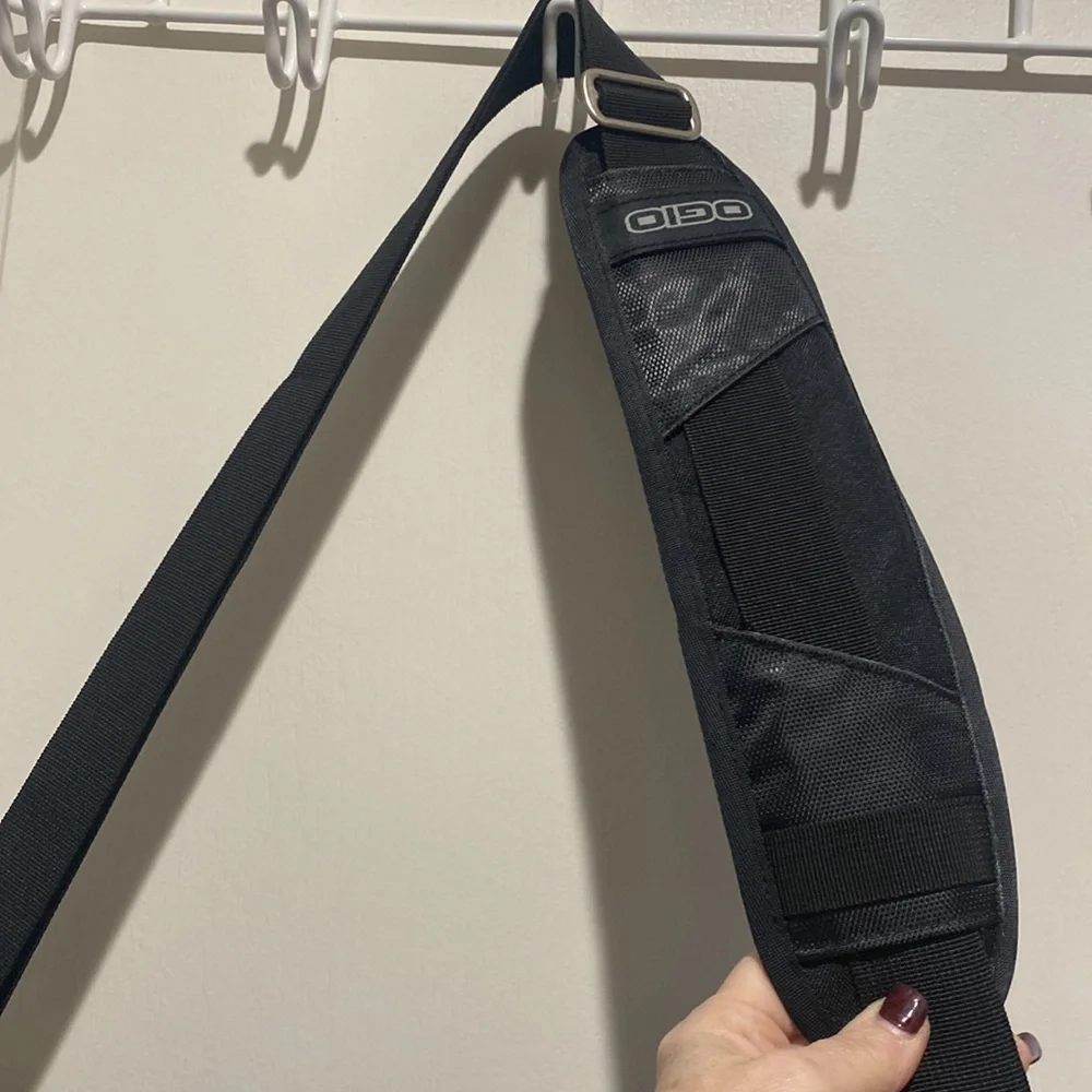 OGIO Corporate Canvas Nylon Computer Messenger Bag Classification 03570 $150 NWT